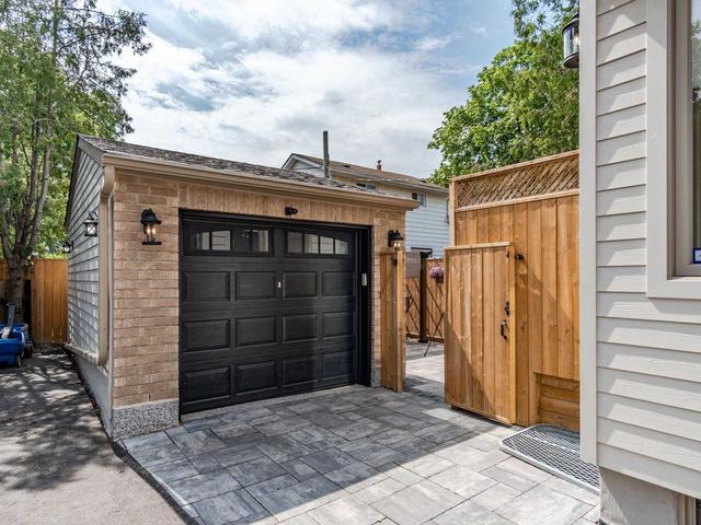 58 Warren Cres, House detached with 3 bedrooms, 4 bathrooms and 2 parking in Toronto ON | Image 30