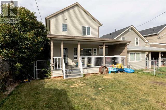 5021 47 Street, House detached with 3 bedrooms, 3 bathrooms and 2 parking in Innisfail AB | Image 25