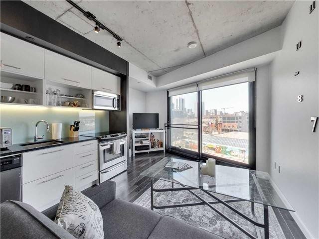 724 - 51 Trolley Cres, Condo with 1 bedrooms, 1 bathrooms and null parking in Toronto ON | Image 3