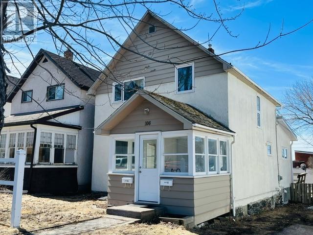 106 Fifth Ave S, House other with 0 bedrooms, 0 bathrooms and null parking in Kenora ON | Image 3
