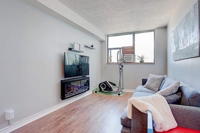 906 - 519 Dundas St W, Condo with 2 bedrooms, 2 bathrooms and 1 parking in Toronto ON | Image 4