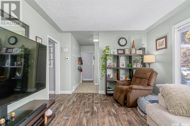 2501 Cumberland Avenue S, House detached with 5 bedrooms, 2 bathrooms and null parking in Saskatoon SK | Image 6