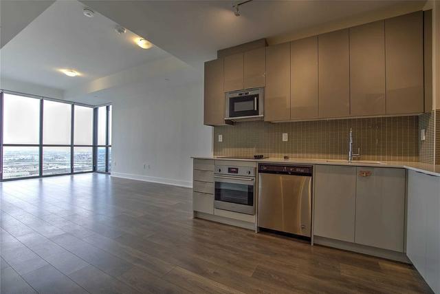 3701 - 2908 Highway 7 Rd, Condo with 2 bedrooms, 2 bathrooms and 1 parking in Vaughan ON | Image 17