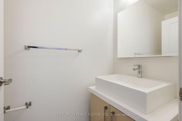 4309 - 65 St Mary St, Condo with 2 bedrooms, 2 bathrooms and 1 parking in Toronto ON | Image 16