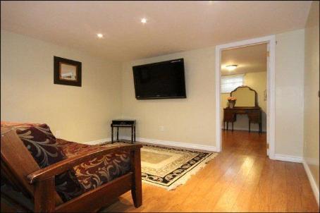 3 Lawndale Rd, House detached with 3 bedrooms, 2 bathrooms and 4 parking in Toronto ON | Image 5
