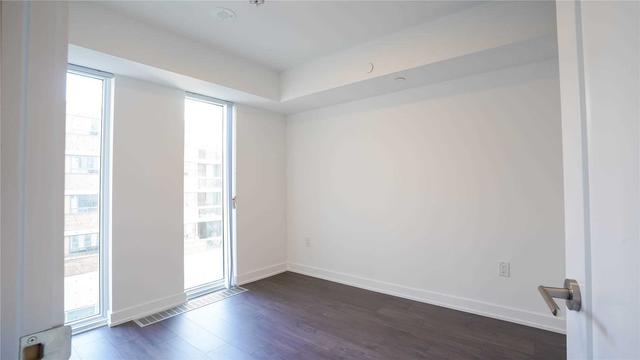 510 - 50 Maccaul St, Condo with 1 bedrooms, 2 bathrooms and 0 parking in Toronto ON | Image 5