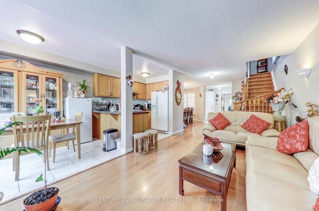 336a Aylesworth Ave, House detached with 3 bedrooms, 4 bathrooms and 3 parking in Toronto ON | Image 2