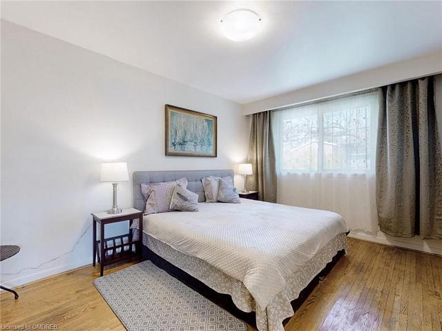 84 Marbury Crescent, House semidetached with 4 bedrooms, 2 bathrooms and 3 parking in Toronto ON | Image 8