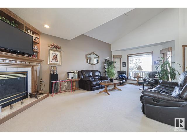 11415 9 Av Nw, House detached with 4 bedrooms, 3 bathrooms and null parking in Edmonton AB | Image 6