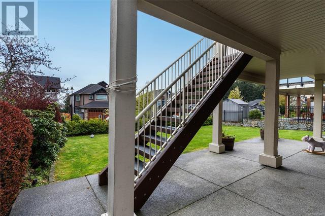 2149 Players Dr, House detached with 7 bedrooms, 4 bathrooms and 3 parking in Langford BC | Image 30