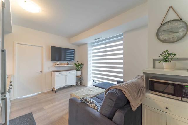 1312 - 120 Parliament St, Condo with 2 bedrooms, 1 bathrooms and 0 parking in Toronto ON | Image 8