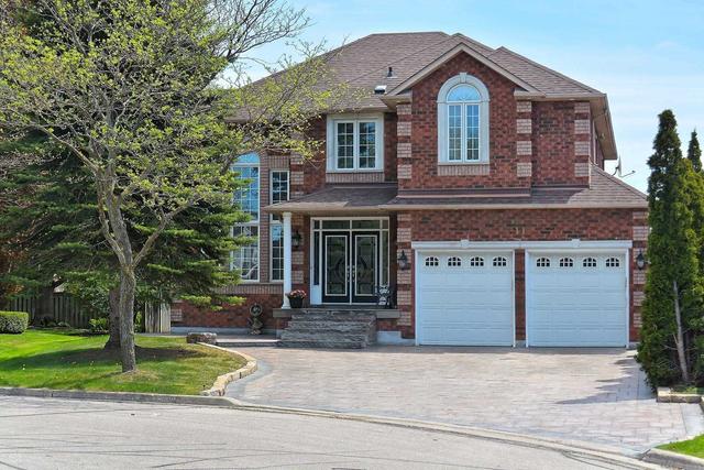 11 Clarkson Mews, House detached with 4 bedrooms, 5 bathrooms and 7 parking in Vaughan ON | Card Image