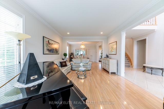 2 Wallingford Crt, House detached with 4 bedrooms, 4 bathrooms and 12 parking in Markham ON | Image 36