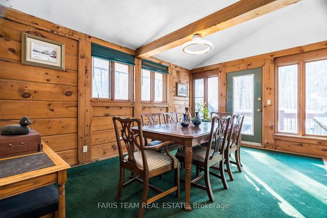 50 Cathedral Pines Rd, House detached with 3 bedrooms, 3 bathrooms and 14 parking in Oro Medonte ON | Image 2
