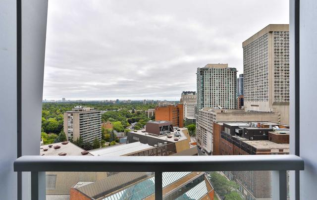 1611 - 1 Yorkville Ave, Condo with 2 bedrooms, 2 bathrooms and 1 parking in Toronto ON | Image 32