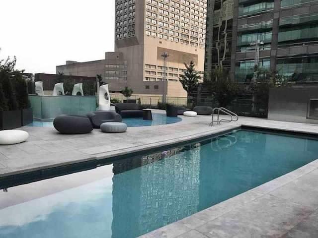 809 - 1 Bloor St E, Condo with 1 bedrooms, 2 bathrooms and null parking in Toronto ON | Image 17