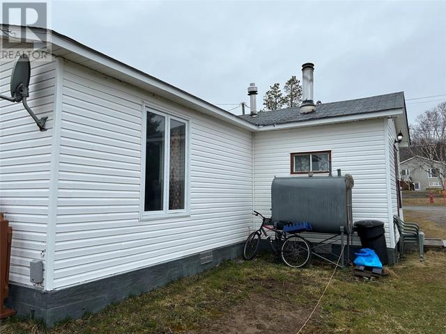 44 - 46 Hillview Avenue, House detached with 3 bedrooms, 1 bathrooms and null parking in Stephenville NL | Image 3
