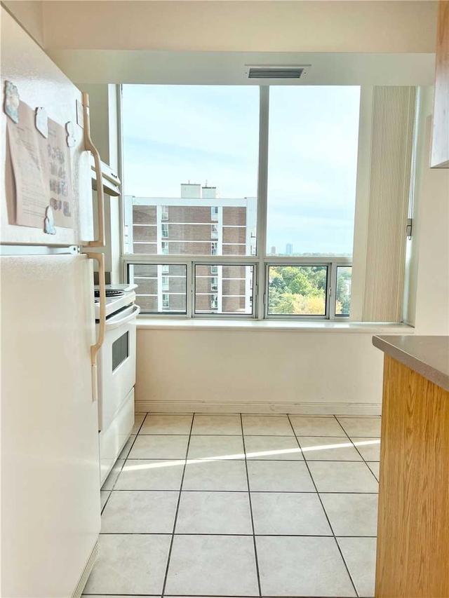 906 - 2800 Warden Ave, Condo with 2 bedrooms, 2 bathrooms and 1 parking in Toronto ON | Image 10