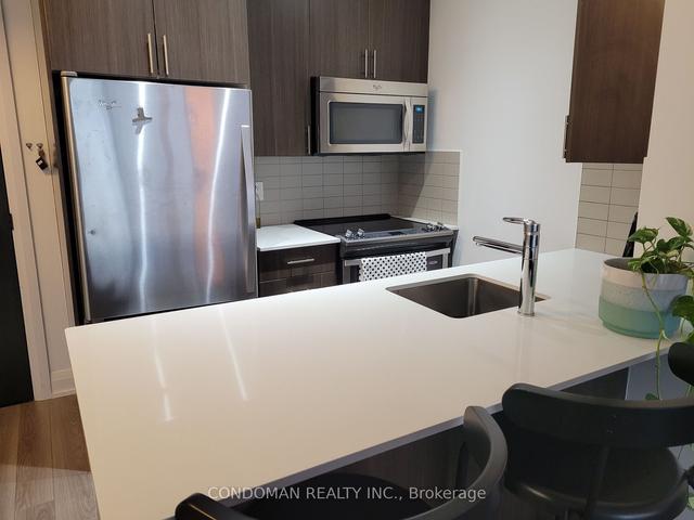 1107 - 18 Graydon Hall Dr, Condo with 1 bedrooms, 1 bathrooms and 1 parking in Toronto ON | Image 3