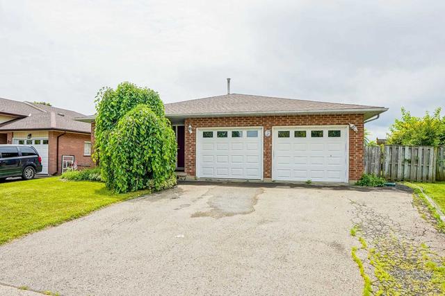 87 College Park Dr, House detached with 4 bedrooms, 2 bathrooms and 4 parking in Welland ON | Image 12