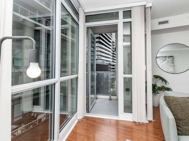 508 - 60 Annie Craig Dr, Condo with 1 bedrooms, 1 bathrooms and 1 parking in Toronto ON | Image 8