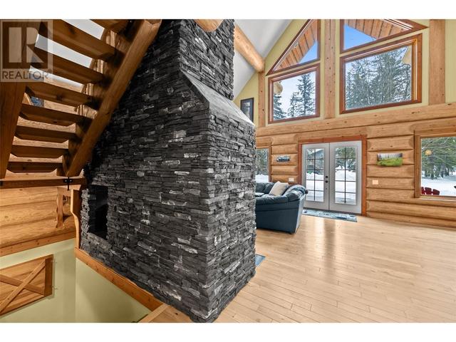 1876 Shaver Road, House detached with 4 bedrooms, 3 bathrooms and null parking in Columbia Shuswap B BC | Image 28