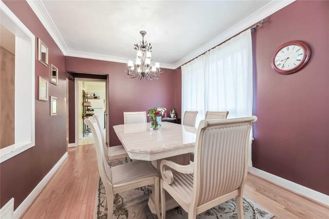 8 Jonquil Cres, House detached with 3 bedrooms, 2 bathrooms and 4 parking in Markham ON | Image 8