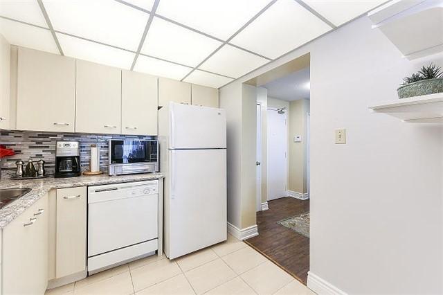 806 - 115 Hillcrest Ave, Condo with 1 bedrooms, 1 bathrooms and 1 parking in Mississauga ON | Image 11
