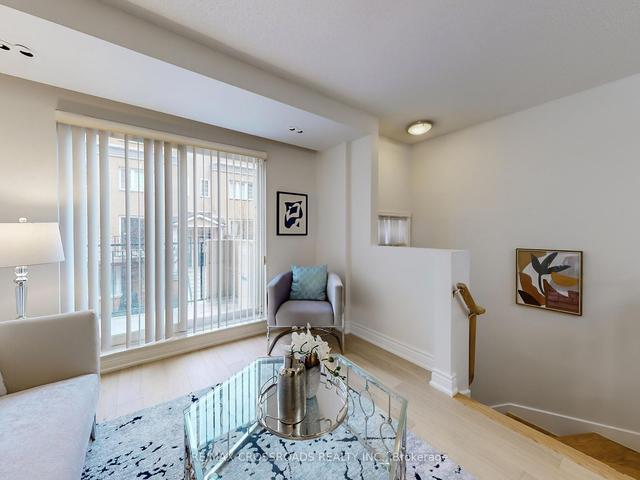 1503 - 28 Sommerset Way, Townhouse with 3 bedrooms, 3 bathrooms and 1 parking in Toronto ON | Image 15