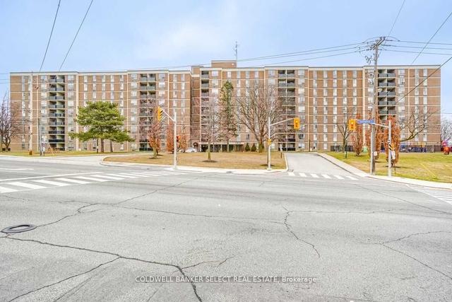 503 - 2825 Islington Ave, Condo with 3 bedrooms, 2 bathrooms and 1 parking in Toronto ON | Image 1