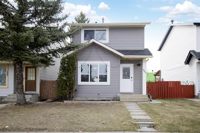 325 Falshire Drive Ne, House detached with 3 bedrooms, 1 bathrooms and 2 parking in Calgary AB | Card Image