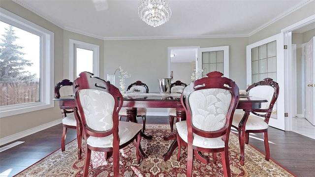 1043 Bradbury Chse, House detached with 4 bedrooms, 4 bathrooms and 8 parking in Mississauga ON | Image 5