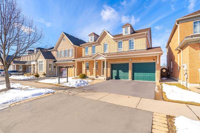 48 Grainger Cres, House detached with 4 bedrooms, 3 bathrooms and 4 parking in Ajax ON | Image 1