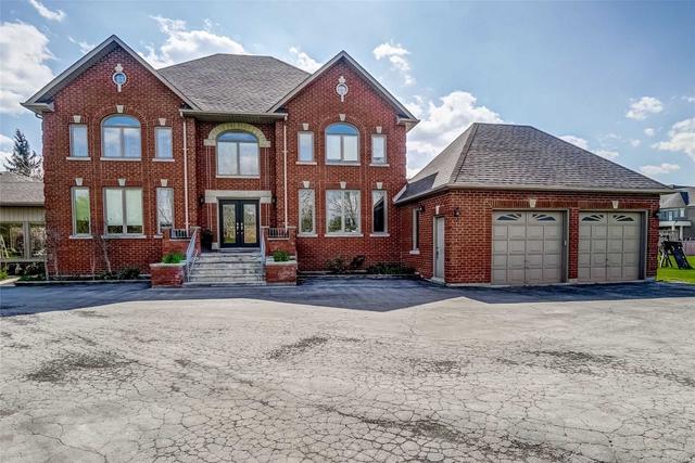 22 Manswood Cres, House detached with 9 bedrooms, 8 bathrooms and 25 parking in Brampton ON | Image 36