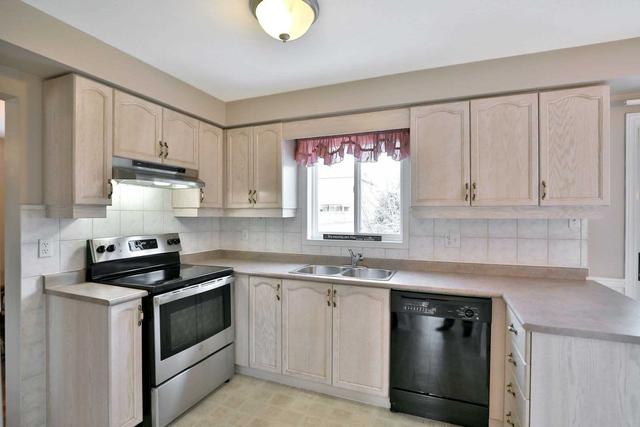 8 - 5030 New St, Townhouse with 3 bedrooms, 2 bathrooms and 2 parking in Burlington ON | Image 5