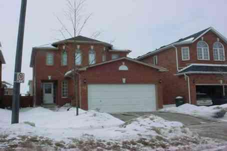 81 Waterbury St, House detached with 4 bedrooms, 3 bathrooms and 4 parking in Caledon ON | Image 1
