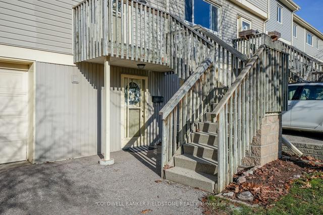 50 - 30 Green Valley Dr, Townhouse with 3 bedrooms, 3 bathrooms and 2 parking in Kitchener ON | Image 18
