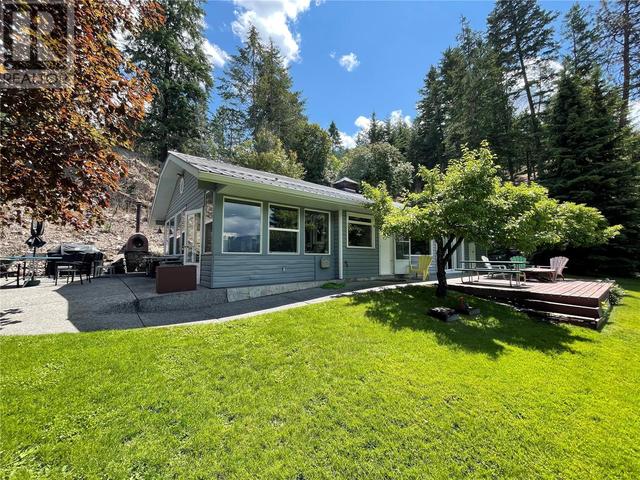 110 Russell Road, House detached with 2 bedrooms, 1 bathrooms and null parking in Vernon BC | Image 25