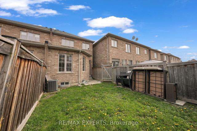 261 Wardlaw Pl, House attached with 3 bedrooms, 4 bathrooms and 3 parking in Vaughan ON | Image 25