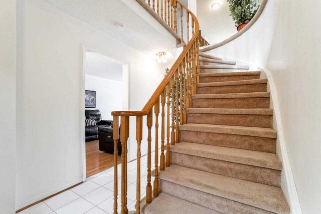 185 Blackfoot Tr, House detached with 4 bedrooms, 4 bathrooms and 6 parking in Mississauga ON | Image 11