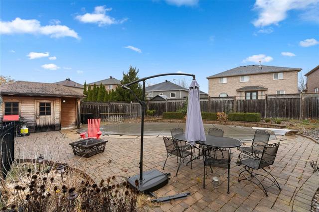 7 Rebecca Crt, House detached with 4 bedrooms, 3 bathrooms and 6 parking in Barrie ON | Image 19