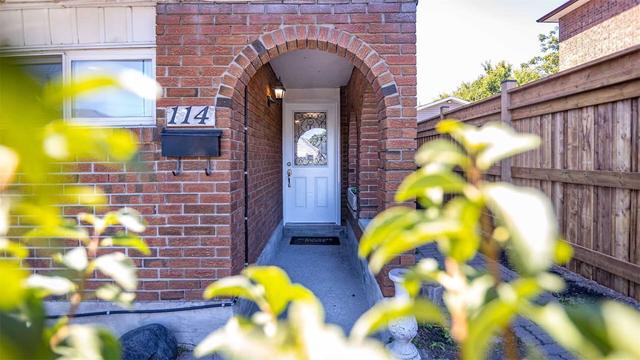 114 Grenfell St, House semidetached with 3 bedrooms, 3 bathrooms and 4 parking in Oshawa ON | Card Image