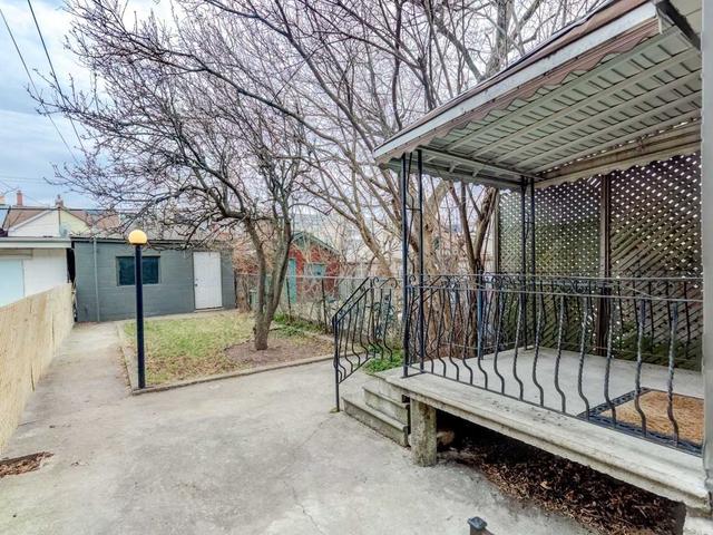222 Markham St, House semidetached with 4 bedrooms, 5 bathrooms and 2 parking in Toronto ON | Image 27