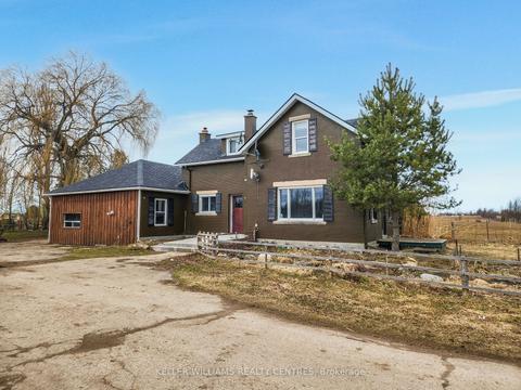 79 Berford Lake Rd, House detached with 3 bedrooms, 2 bathrooms and 10 parking in South Bruce Peninsula ON | Card Image