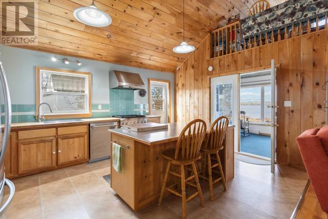 1267 Sandy Point Road, House detached with 3 bedrooms, 1 bathrooms and null parking in Shelburne MD NS | Image 11