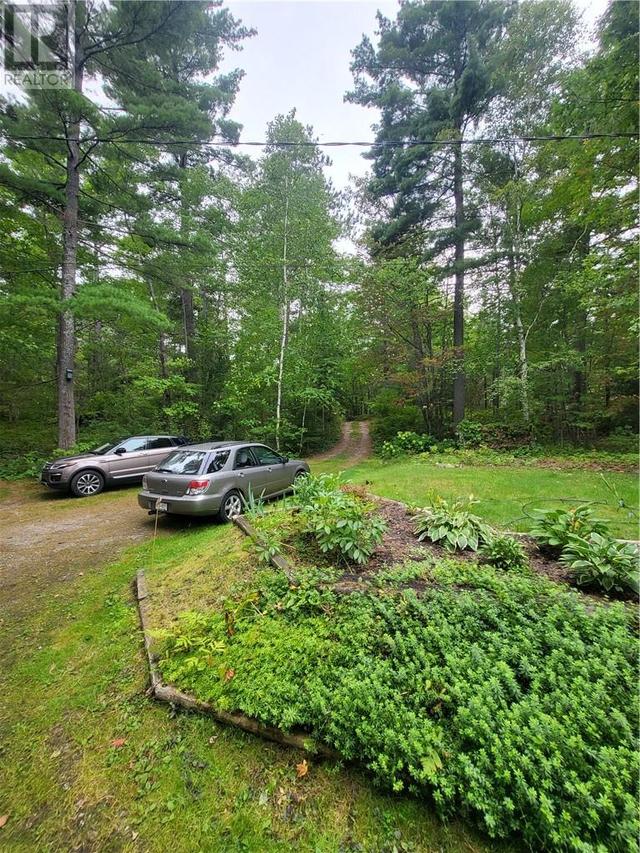 186 B Hass, Home with 3 bedrooms, 1 bathrooms and null parking in French River ON | Image 15