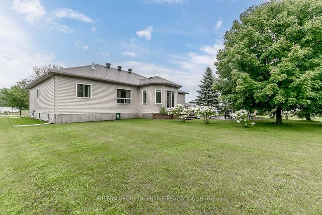 80 O'neill Circ, House detached with 3 bedrooms, 2 bathrooms and 12 parking in Springwater ON | Image 14
