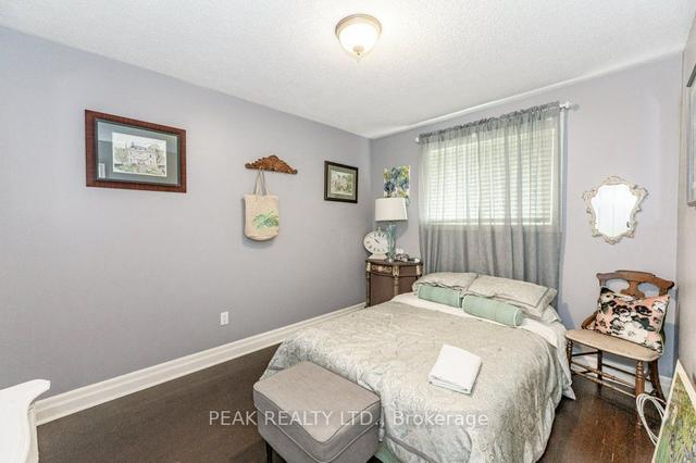 11 Valery Crt, House detached with 3 bedrooms, 2 bathrooms and 3 parking in Hamilton ON | Image 14