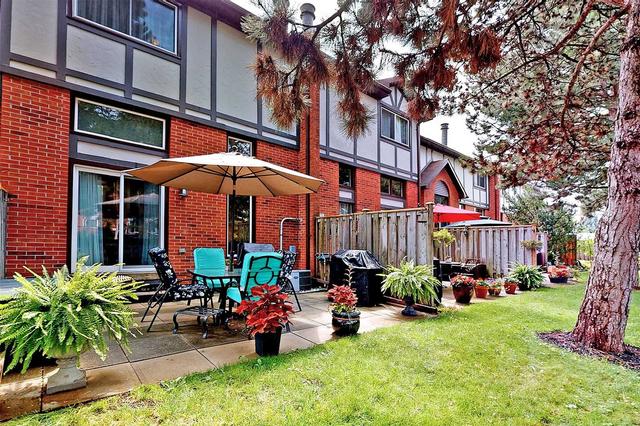 12 - 1764 Rathburn Rd, Townhouse with 3 bedrooms, 2 bathrooms and 3 parking in Mississauga ON | Image 13