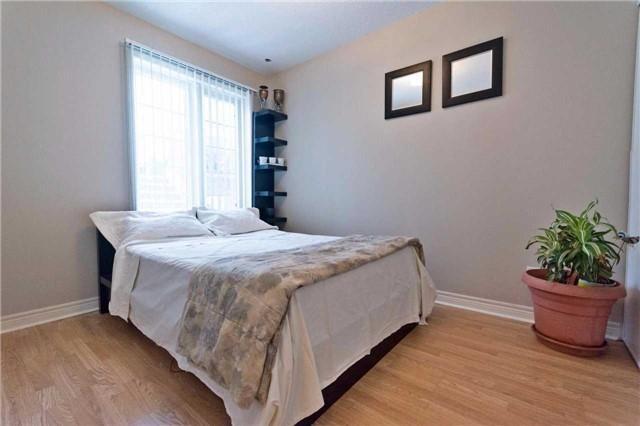 8 - 55 Cedarcroft Blvd, Townhouse with 3 bedrooms, 2 bathrooms and 1 parking in Toronto ON | Image 14